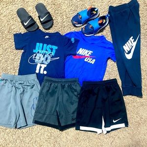 NIKE LOT